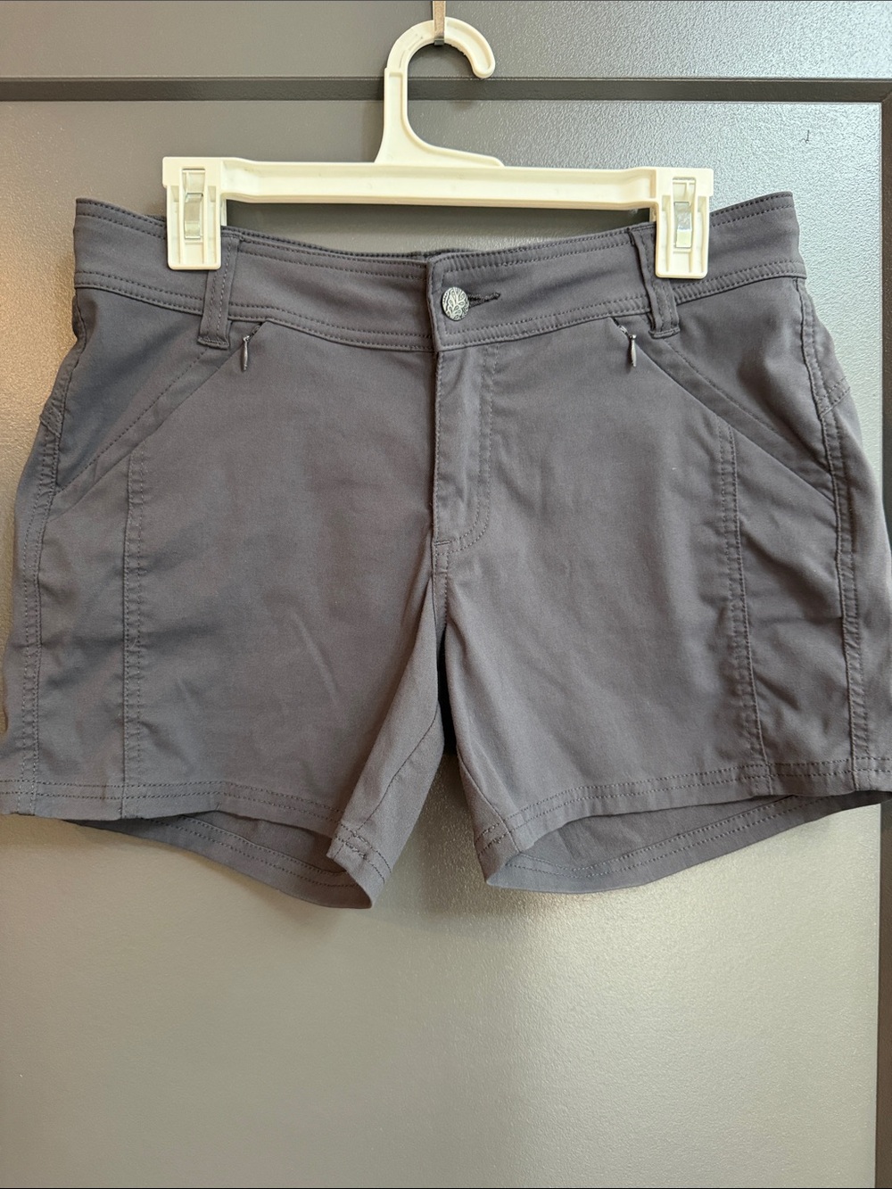 Prana Women’s Black Hiking Shorts size 8